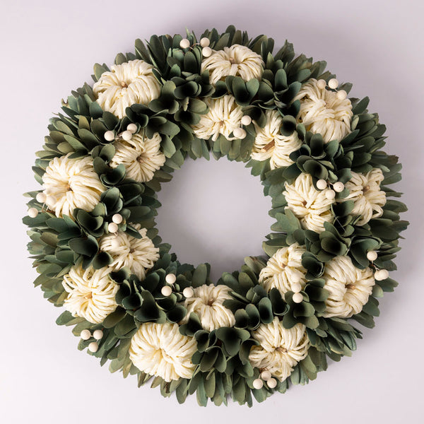 Pretty white pumpkin wreath