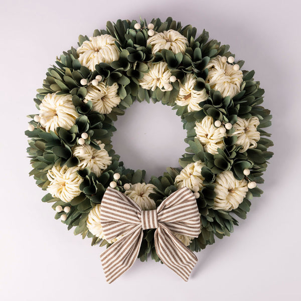 Pretty white pumpkin wreath
